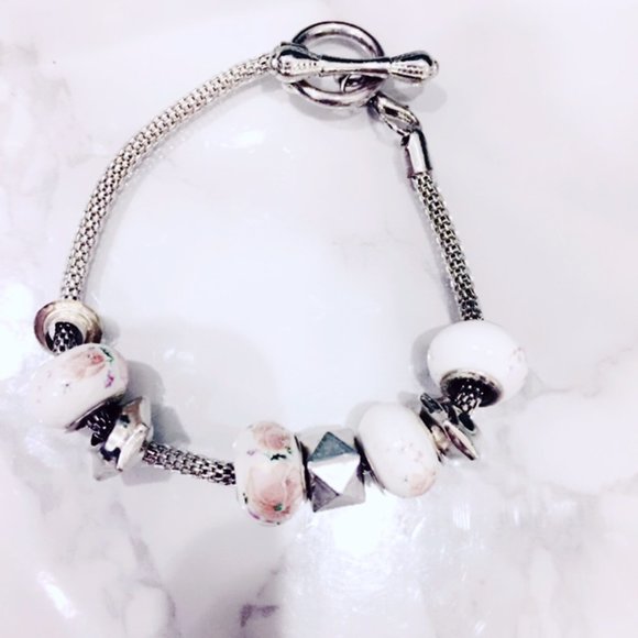 Jewelry - Silver Tone Rose Ceramic Bead Floral Bracelet